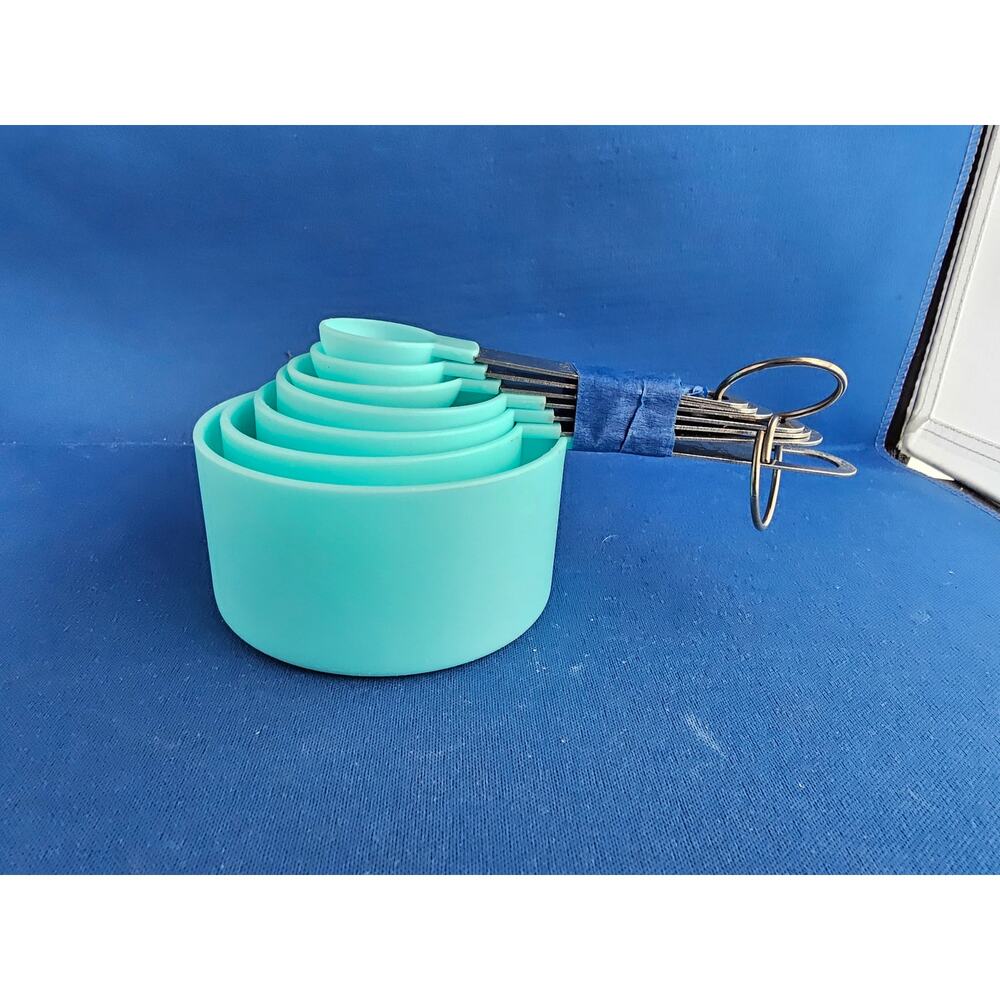 Set Of 7 Turquoise Nesting Measuring Cups & Spoons